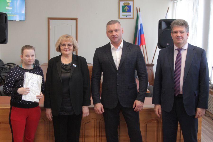 Детский сад 18 богданович. Детский сад 10 богданович. Детский сад 10 богданович. Камышловский детский дом. Ребенок в богдановиче.