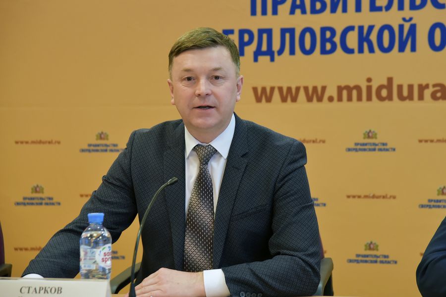 Министры свердловской области фото Юрий Биктуганов: "Растет интерес к профобразованию" МК Екатеринбург