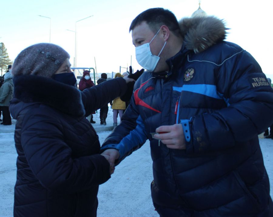 «Спасибо Вам, Александр Вячеславович, за новое жильё!»