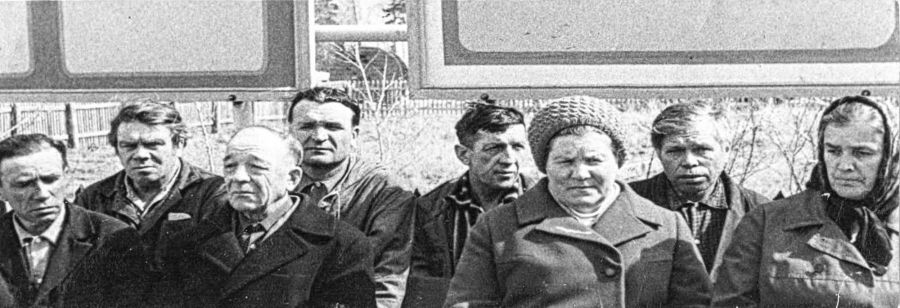 Ветераны ВОВ. 1970 г. Первый ряд: С. И. Никишин, А. Д. Семенов, А. А. Авсейкина, Е. П. Позднякова. Второй ряд: Л. А. Шалагинов, Н. А. Сорокин, Ю. С. Шамин, С. П. Шилоносов. Ветераны ВОВ. 1970 г. Первый ряд: С. И. Никишин, А. Д. Семенов, А. А. Авсейкина, Е. П. Позднякова. Второй ряд: Л. А. Шалагинов, Н. А. Сорокин, Ю. С. Шамин, С. П. Шилоносов.